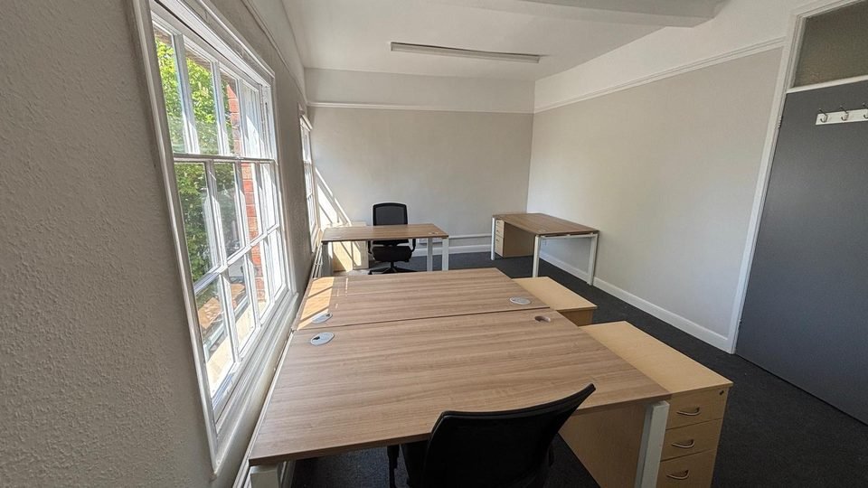 The Crescent interior photo 3