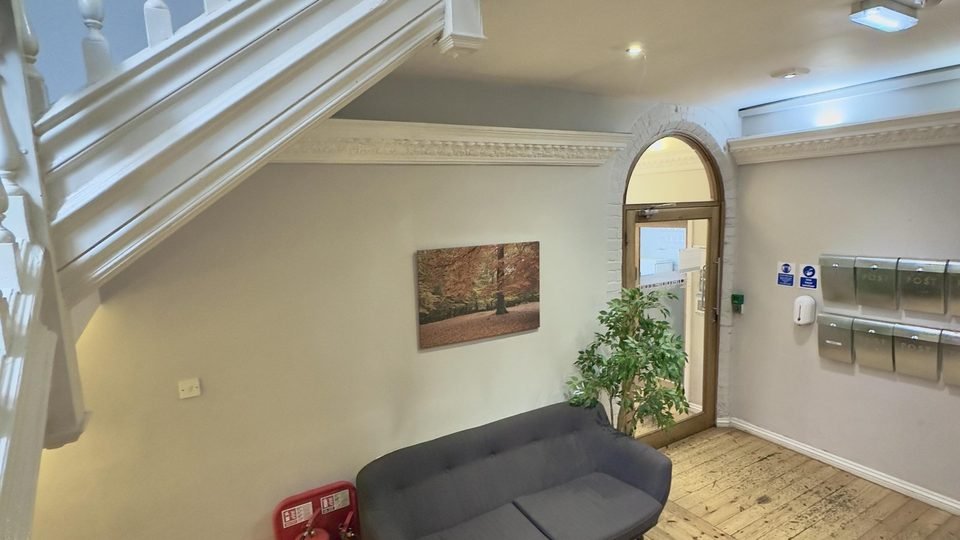 20 Fletcher Gate interior photo 5