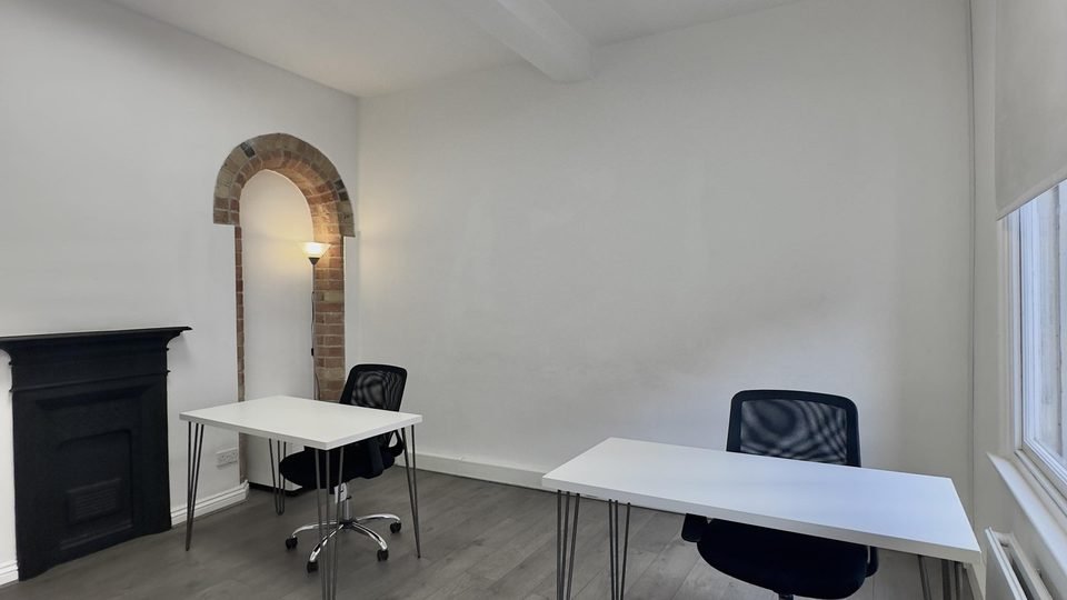 20 Fletcher Gate interior photo 3