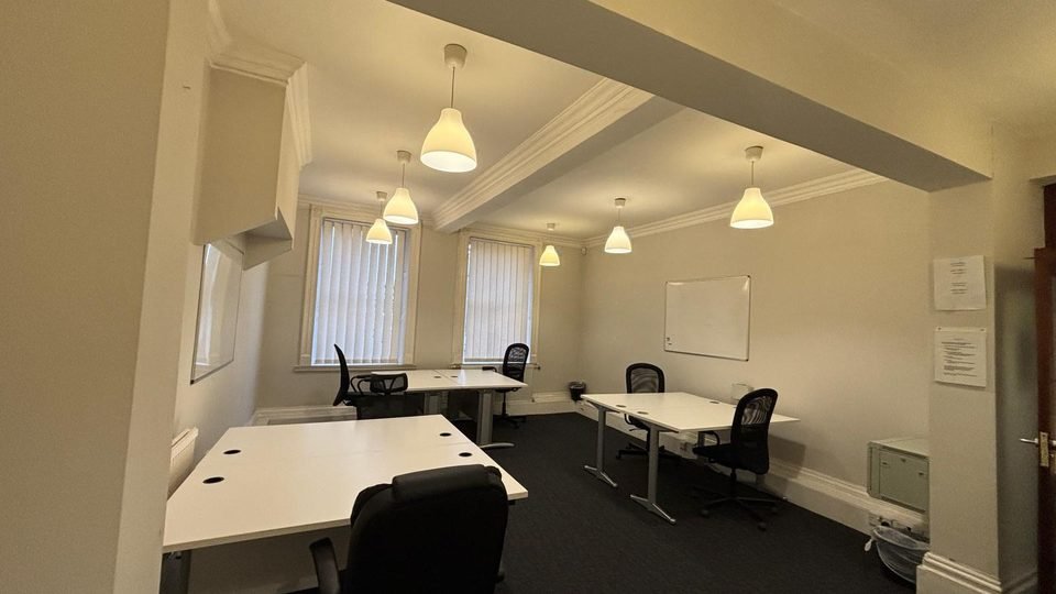 32 Friar Gate interior photo 1